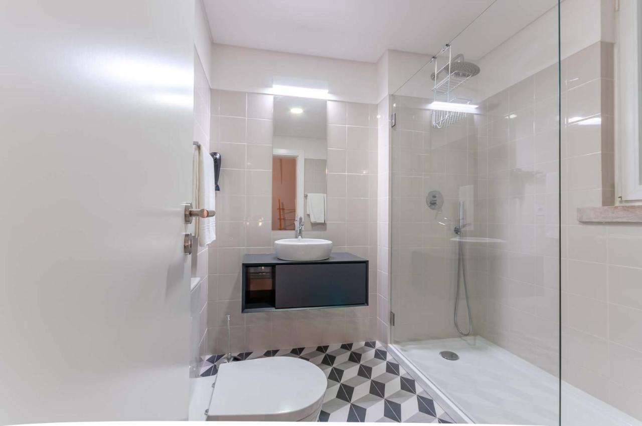 Nlc Rooms & Suites Lisbon Luaran gambar